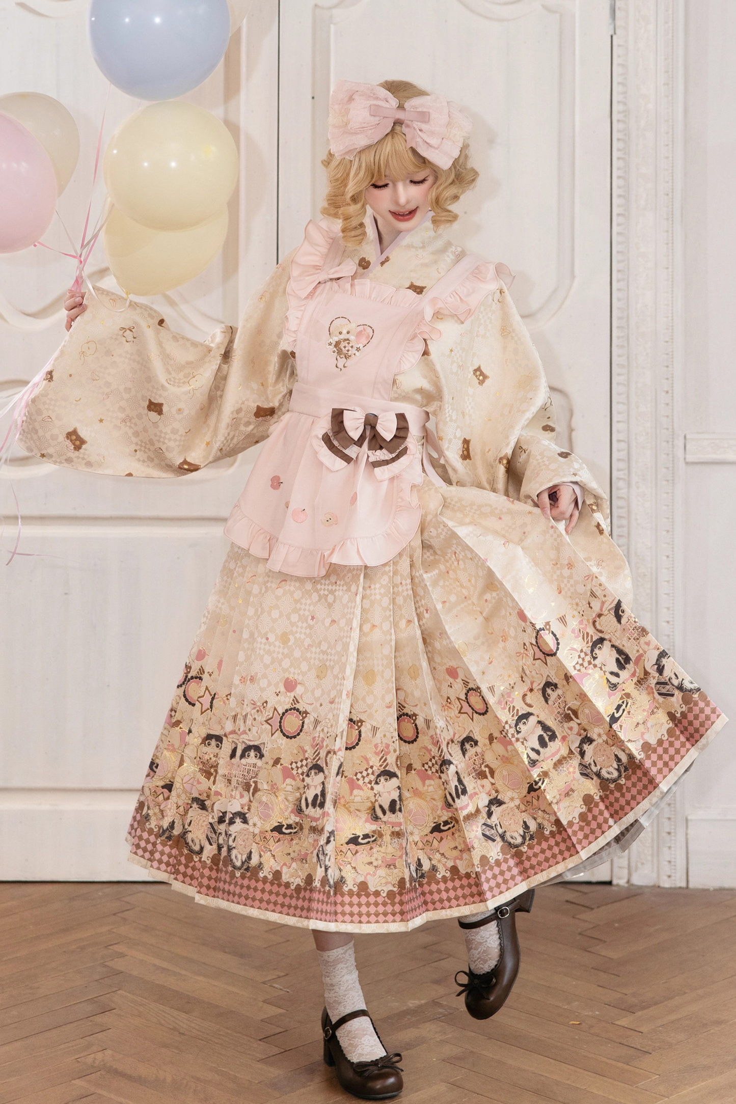 Chinese-style Sweet Circus Apron + Top + Skirt + Clip