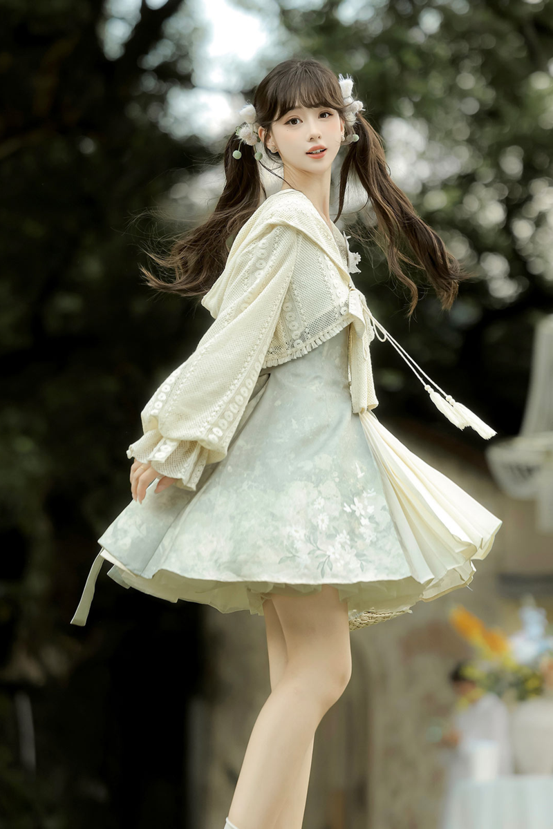 Forever Island Fragrance Cheongsam + Jacket