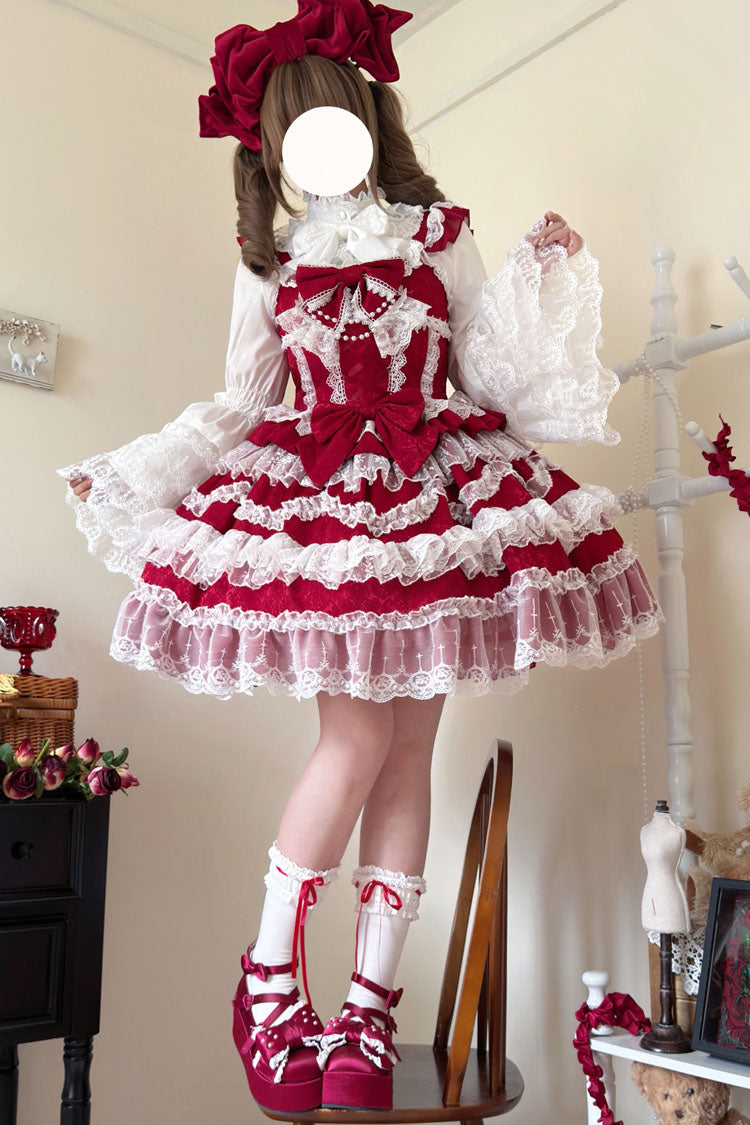 Finely Styled Dress with a Classic Vintage Look