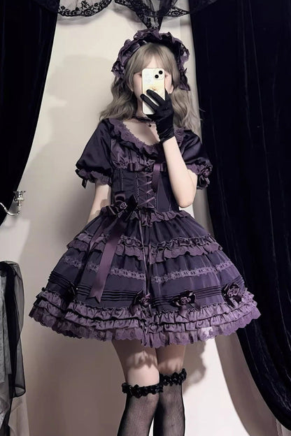 Subtly Elegant Dress with a Refined Vintage Look