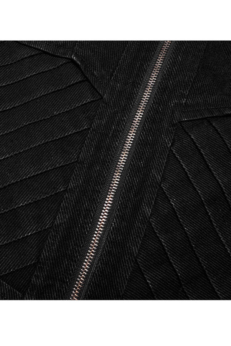 Casually Elegant Garment with a Refined Edge