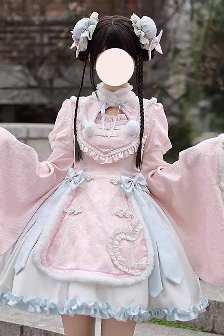 Finely Styled Dress with a Classic Vintage Look