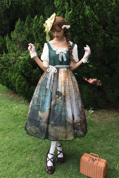 Finely Styled Dress with a Classic Vintage Look