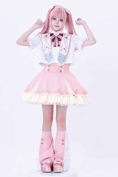 Effortlessly Elegant Garment with a Timeless Design