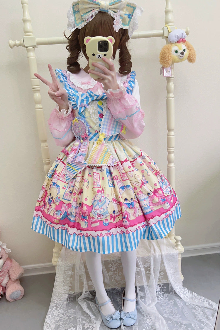Finely Styled Dress with a Classic Vintage Look