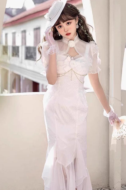 Effortlessly Elegant Dress with a Timeless Design