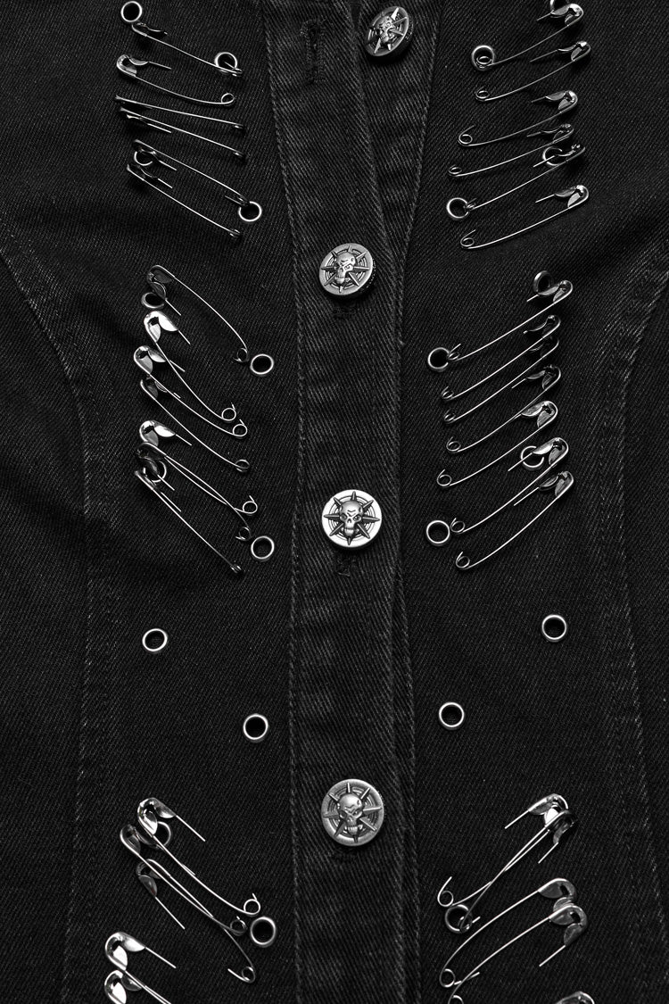 Casually Elegant Garment with a Refined Edge