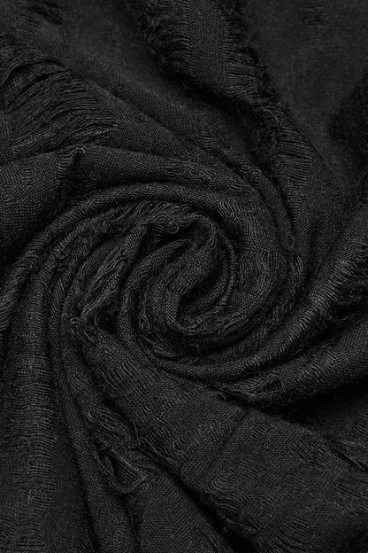 Casually Elegant Garment with a Refined Edge