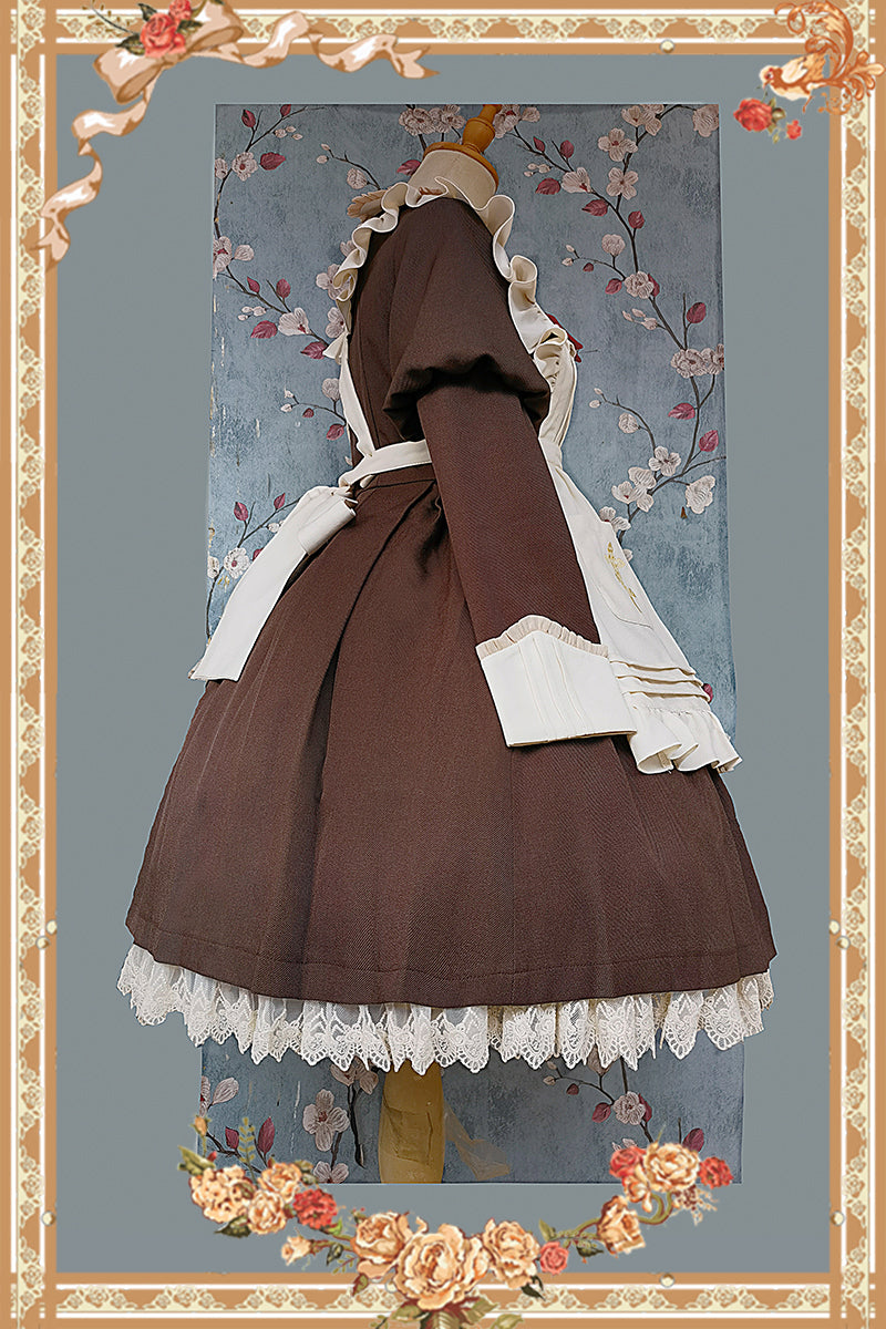 Finely Styled Dress with a Classic Vintage Look