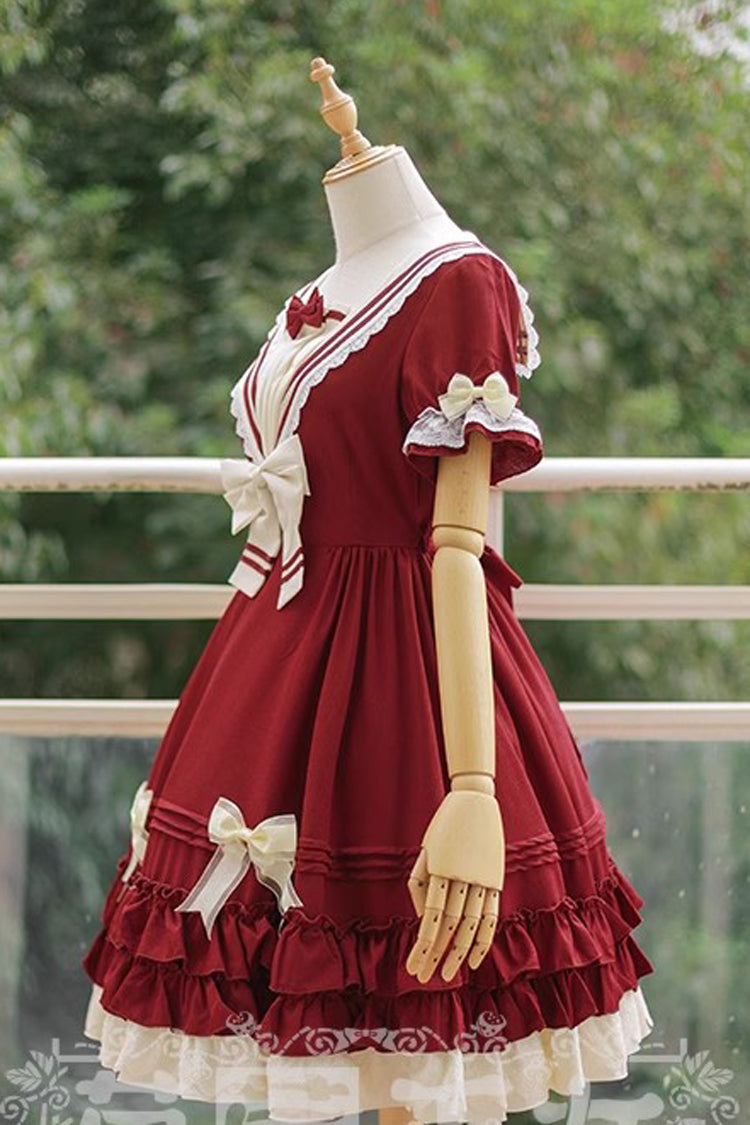 Classic Vintage Dress with a Flattering Fit
