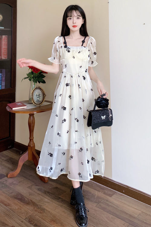 Subtly Elegant Dress with a Refined Vintage Look
