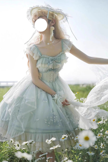 Beautifully Crafted Dress in a Classic Style