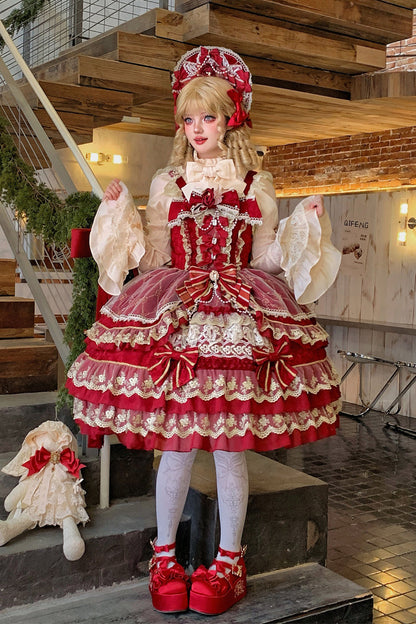 Classic Vintage Dress with a Flattering Fit