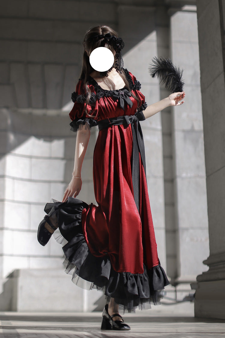 Classic Vintage Dress with a Flattering Fit