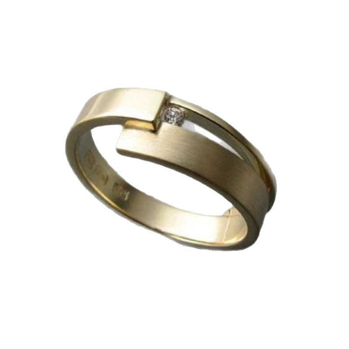 Beautiful Gold Ring with Unique Style