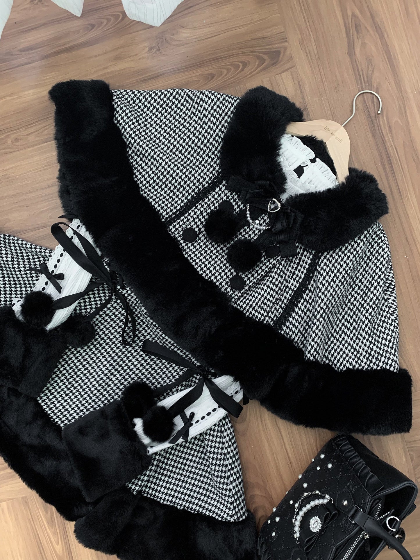 [reservation Deadline February 7th] Retro Check Black Fur Cape + Skirt + Inner Top