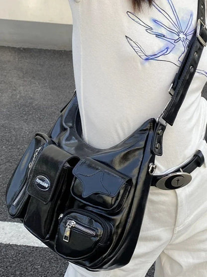 Mode Pocket Shoulder Bag