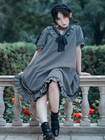 Steam Continental Retro Stripe Puff Sleeve Dark Gothic Dress