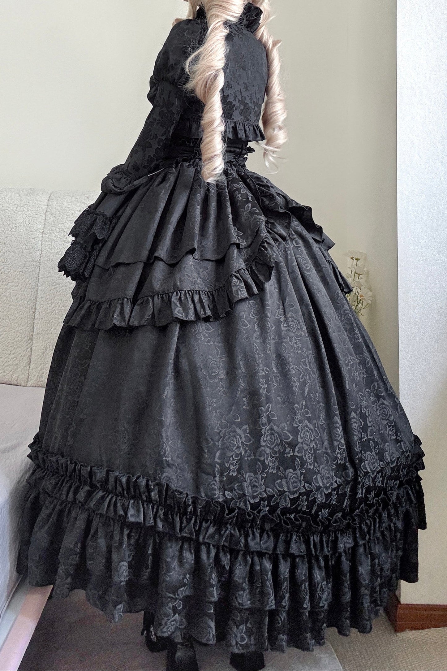 [pre-order Deadline: March 31] Cross Nocturne Gothic Dark Stripe Layered Top + Cross Rose Stripe Pull Up Skirt