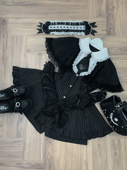 [reservation Deadline: May 15] Black Pinstripe Lace Cape Design Thai Collar Dress Suit Full Set + Accessories
