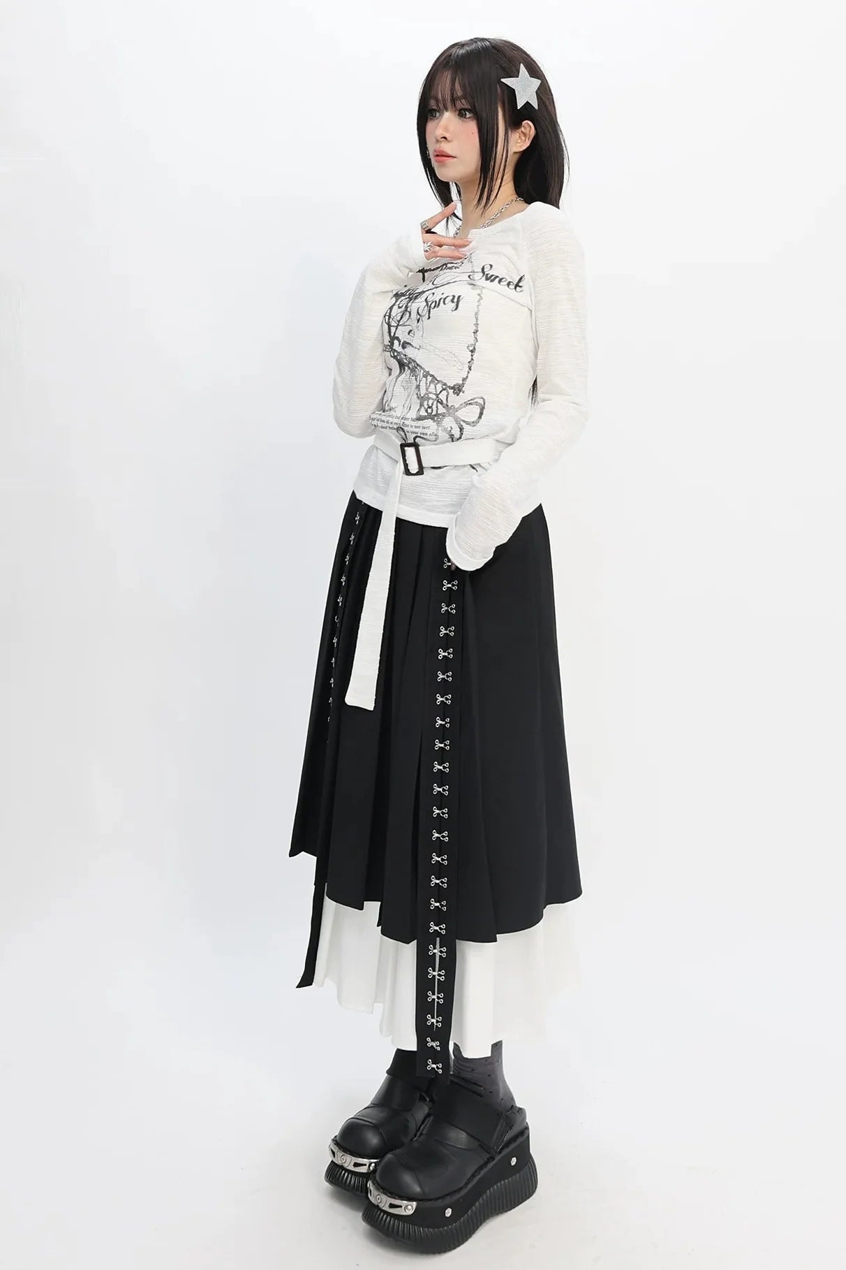 Graphic Ribbon Print Top