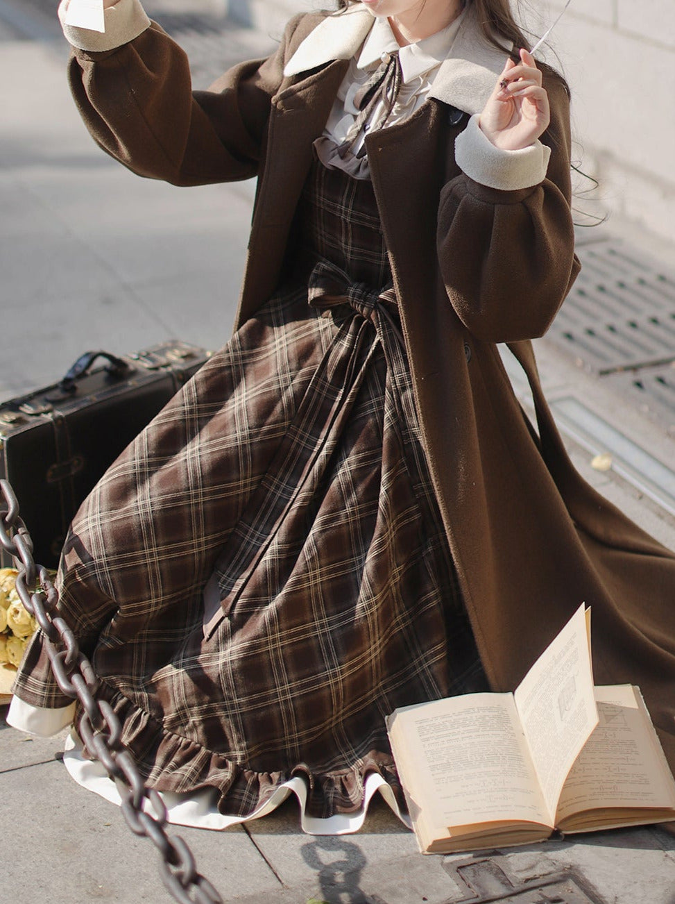 Retro Brown Plaid Volume Sleeveless Layered Dress + Pearl Ribbon Accessory + Classic Belt Coat [pre-order]