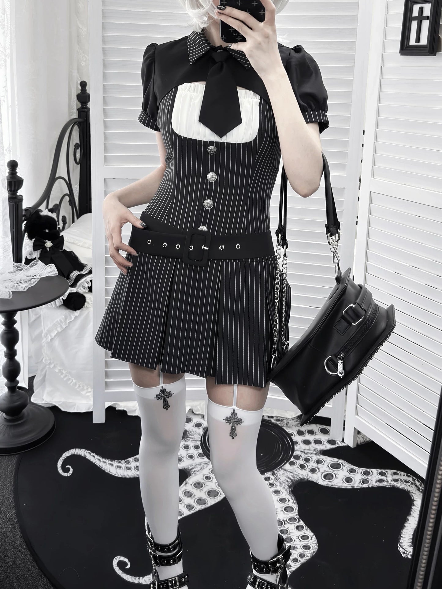 [pre-order Deadline: April 28] Black Pinstripe Tie Collar Short Jacket Dress Full Set + Jewel Casquette