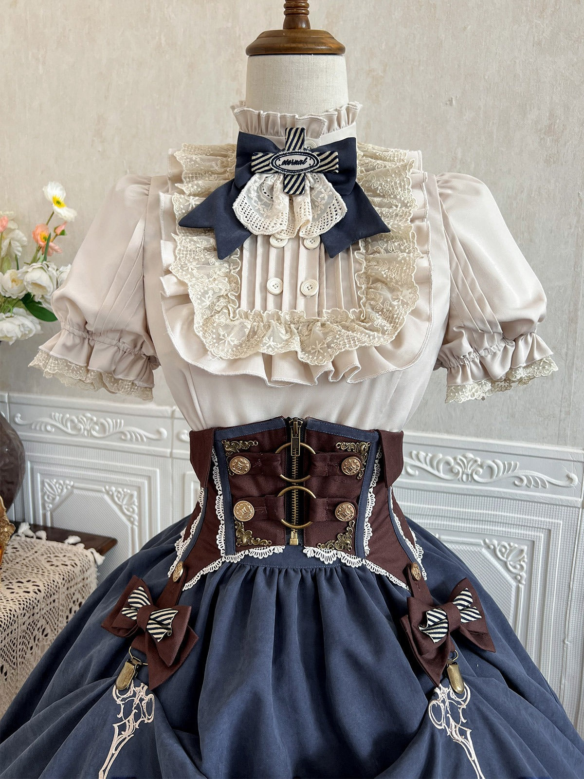 [pre-order] Lolita Retro Shirt + Belt + Skirt