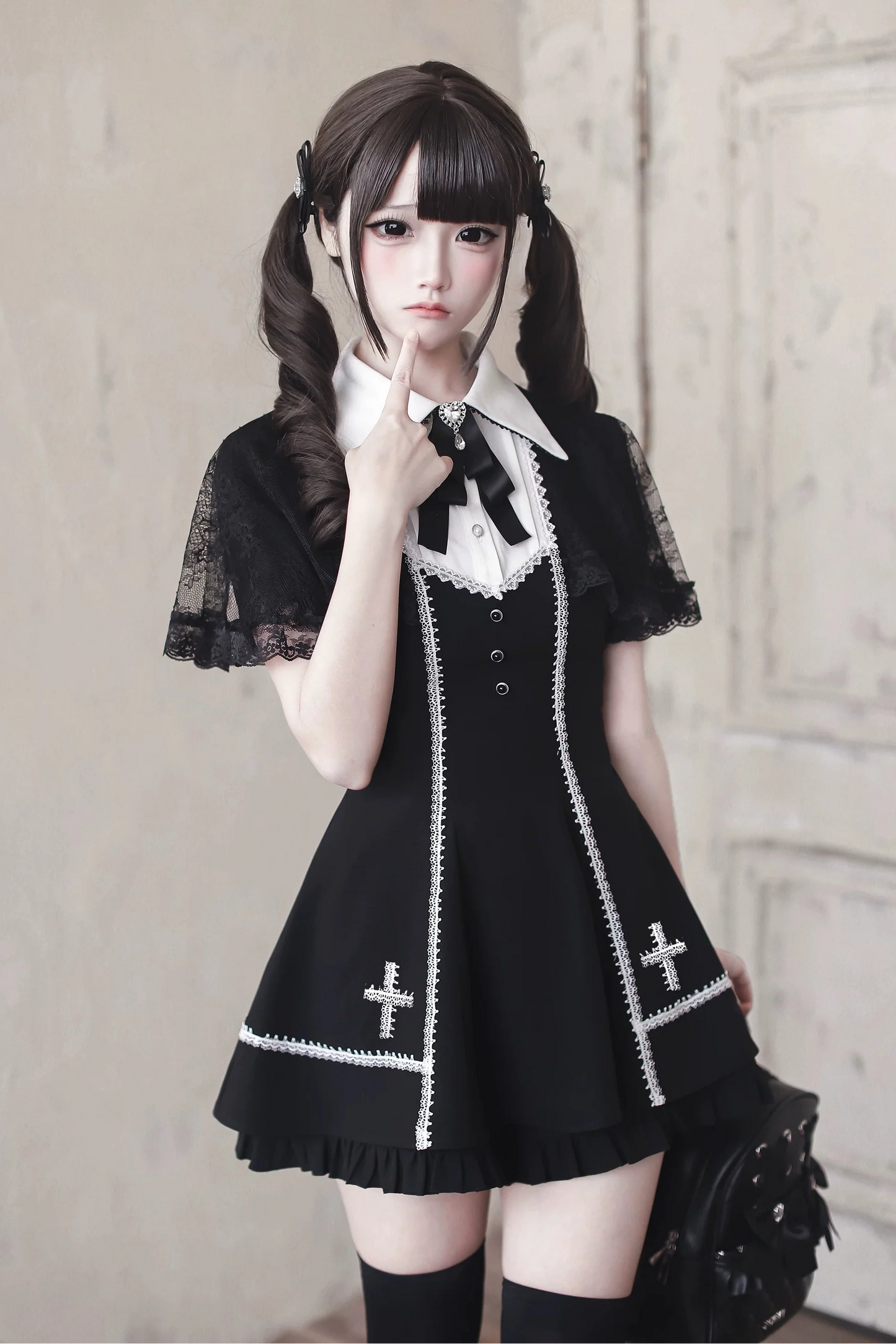 [pre-order Deadline: April 29] Black Gothic Cape Sleeve Cross Detail Ribbon Collar Dress Set