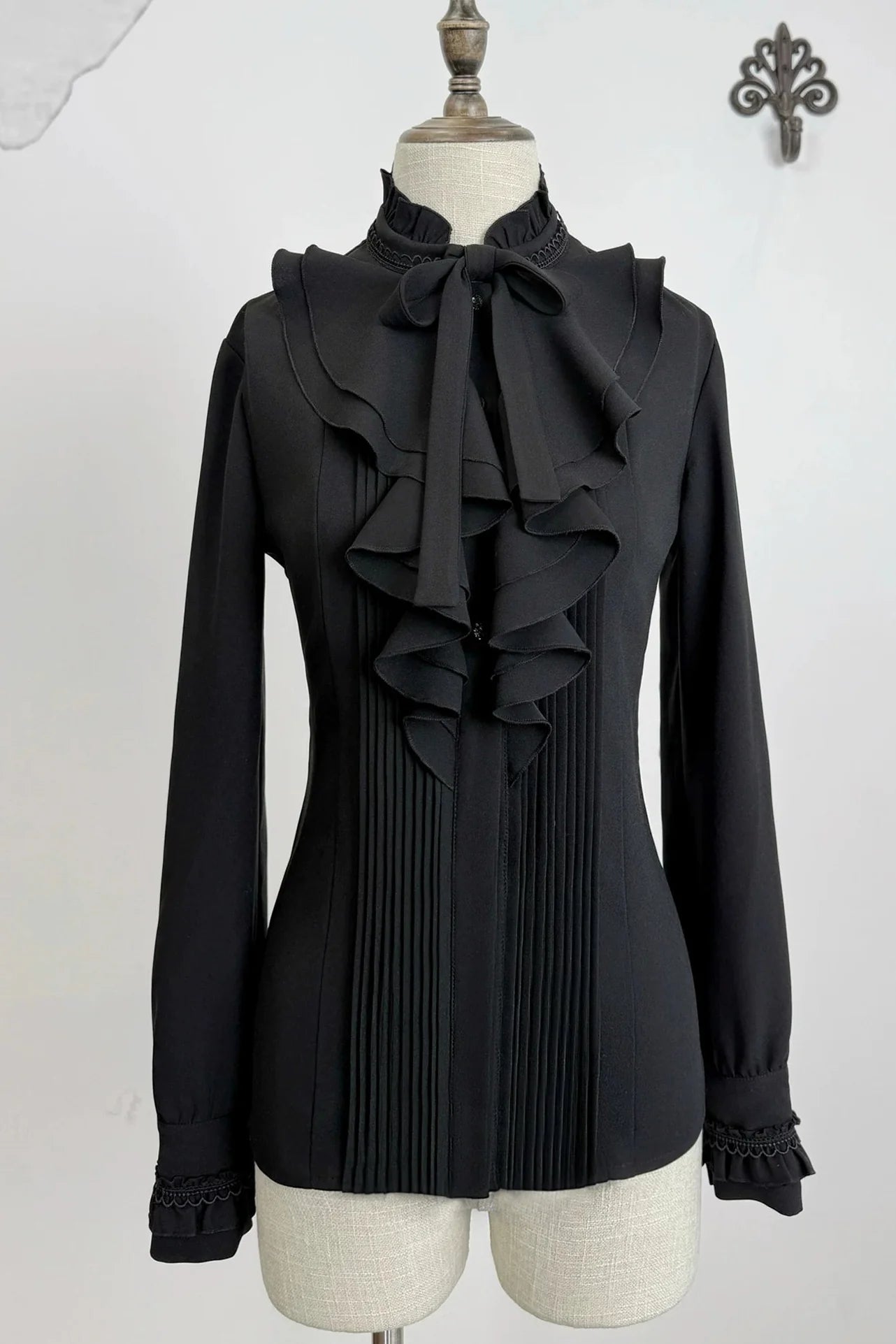 British Detective Lolita Coat + Cape + Skirt + Shirt + Bag + Brooch + Hat + Beret + Necklace