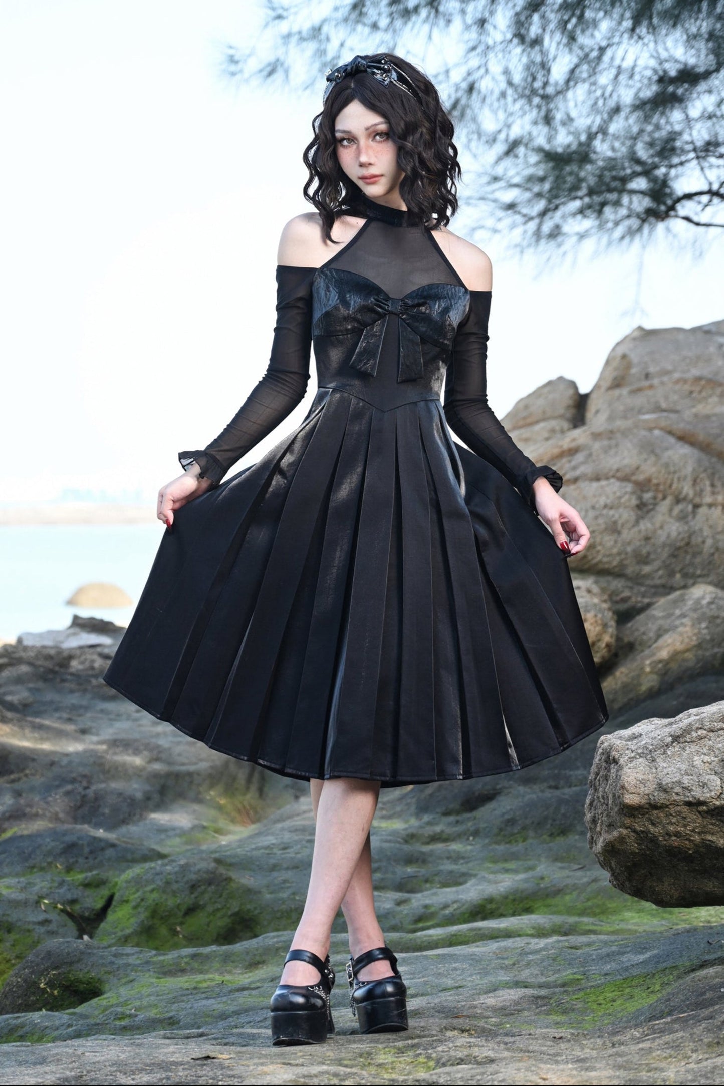 [pre-order] Off-shoulder Midi Dress