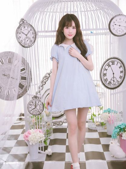 Dracula Color Girl Puff Sleeve Dress