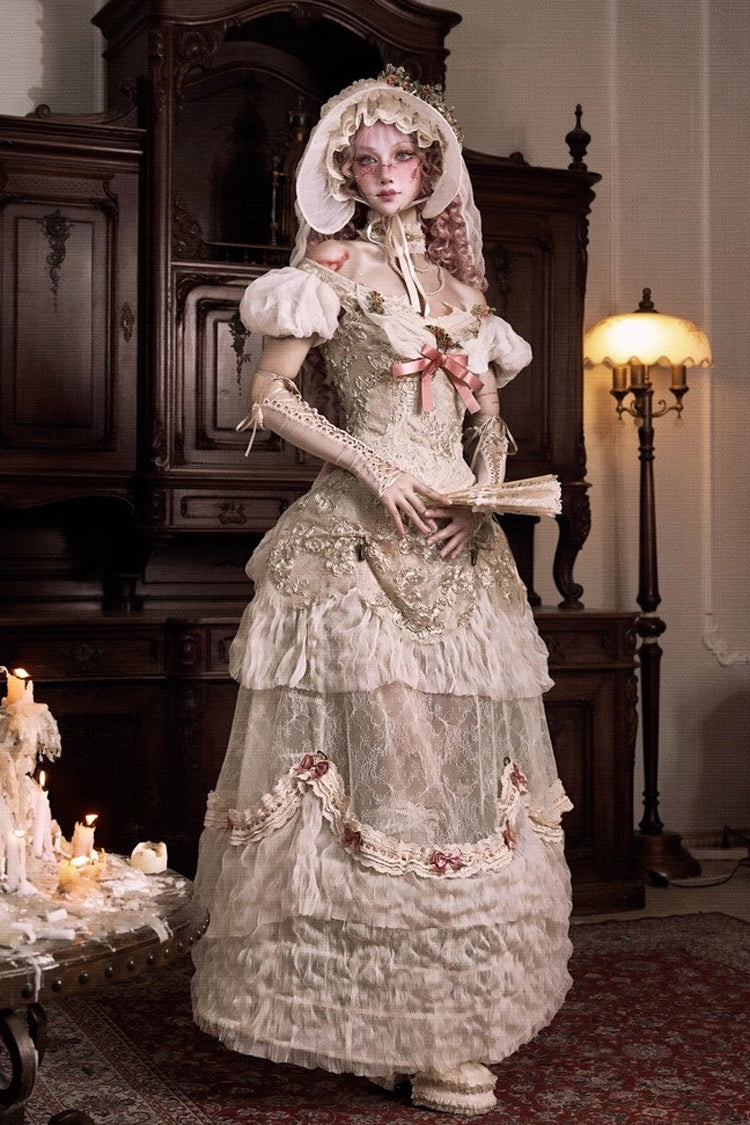 Finely Styled Dress with a Classic Vintage Look