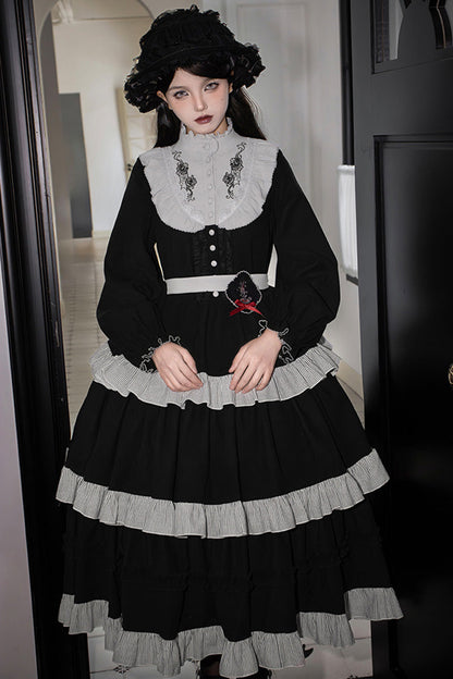 Vintage Style Dress with a Modern Fit