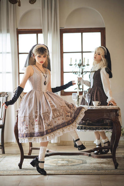 Classic Vintage Dress with a Flattering Fit