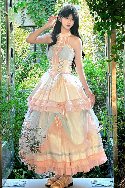 Subtly Elegant Dress with a Refined Vintage Look