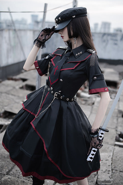 Finely Styled Dress with a Classic Vintage Look