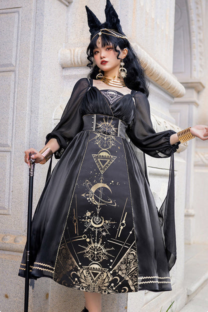Subtly Elegant Dress with a Refined Vintage Look