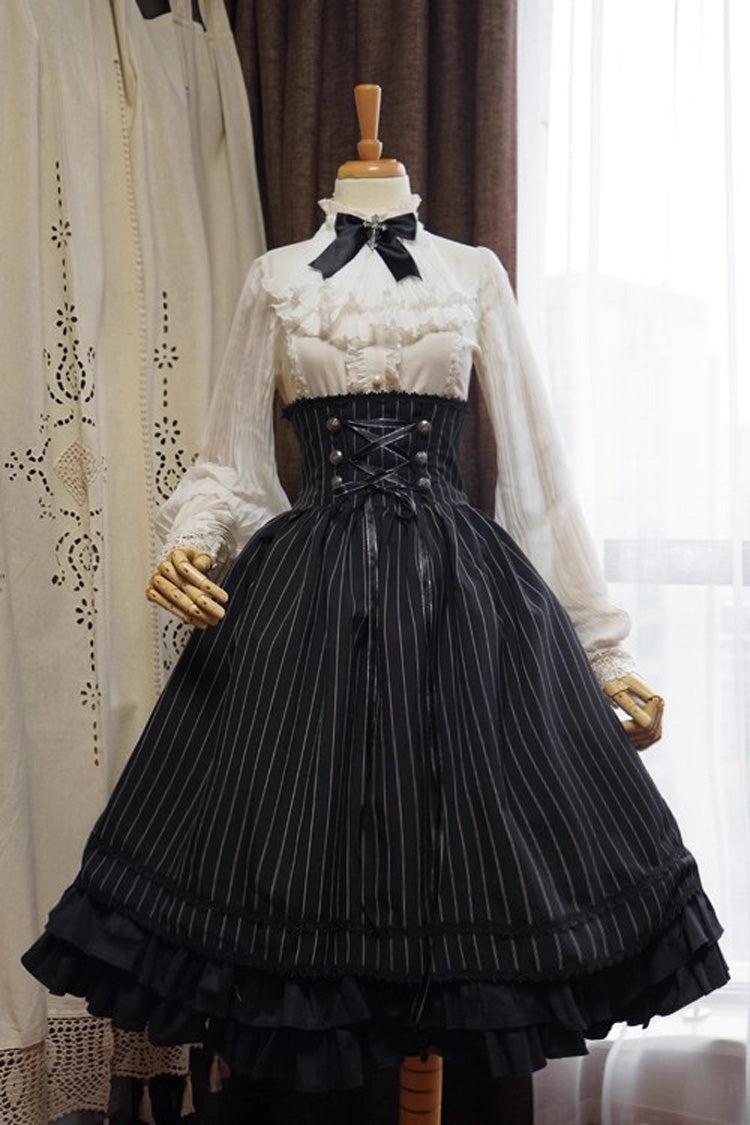 Beautifully Finished Blouse in a Timeless Design