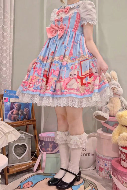Finely Styled Dress with a Classic Vintage Look