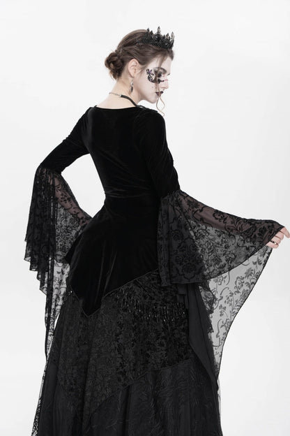 Elegantly Styled Blouse for Everyday Wear
