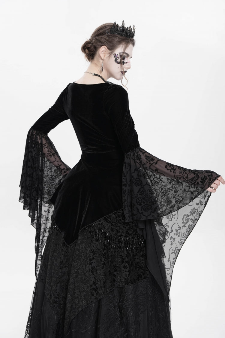 Elegantly Styled Blouse for Everyday Wear