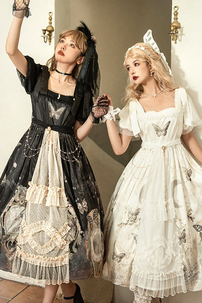 Finely Styled Dress with a Classic Vintage Look