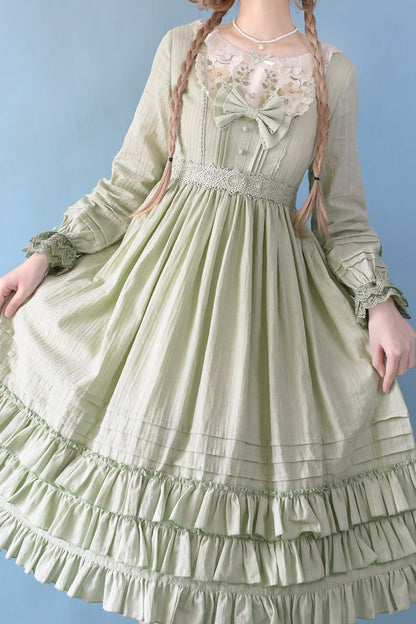 Casually Elegant Dress with a Refined Edge