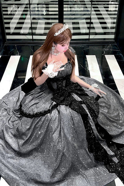 Classic Designed Dress in a Timeless Cut