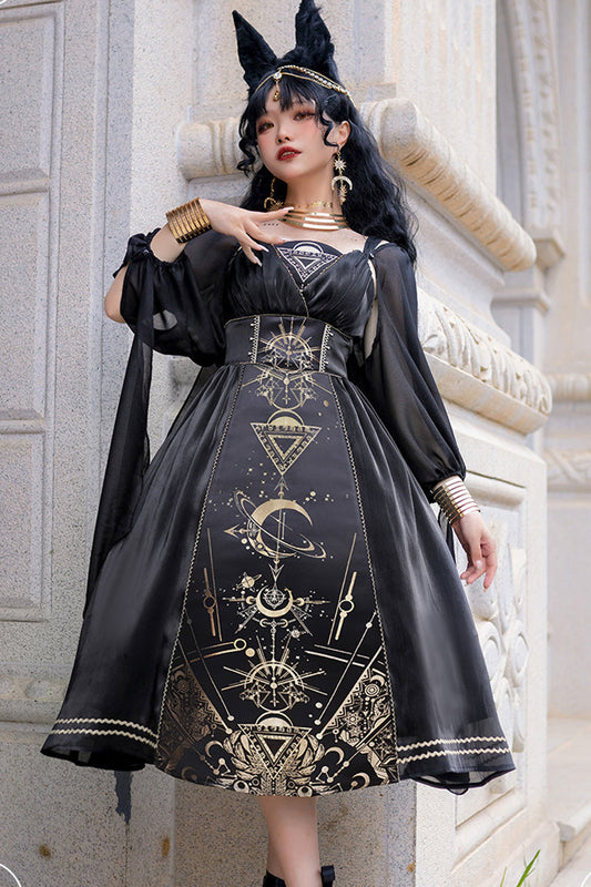Subtly Elegant Dress with a Refined Vintage Look