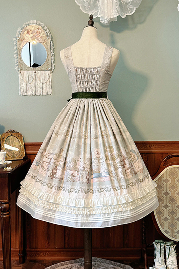 Finely Styled Dress with a Classic Vintage Look