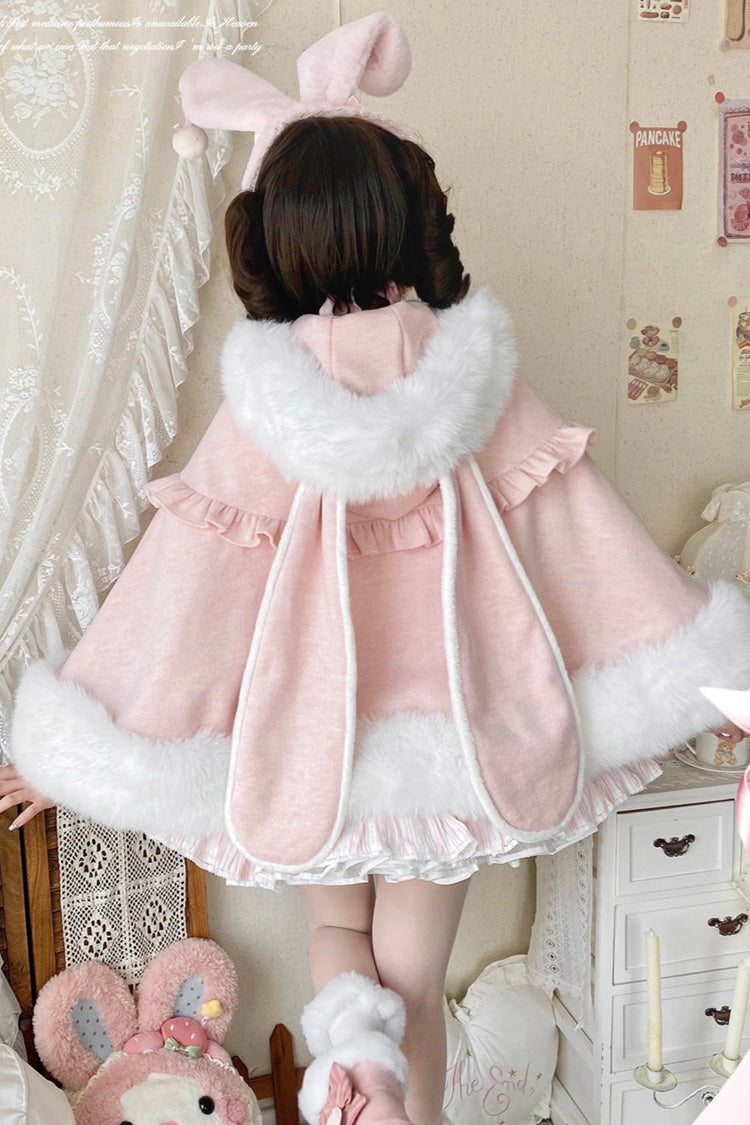 Casually Elegant Coat with a Refined Edge