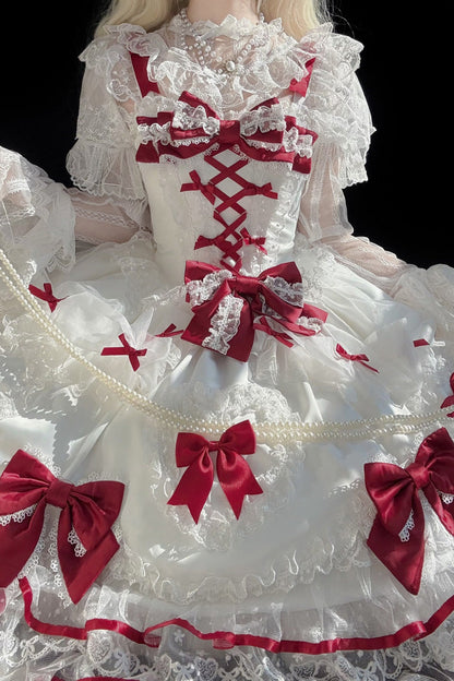 Subtly Elegant Dress with a Refined Vintage Look