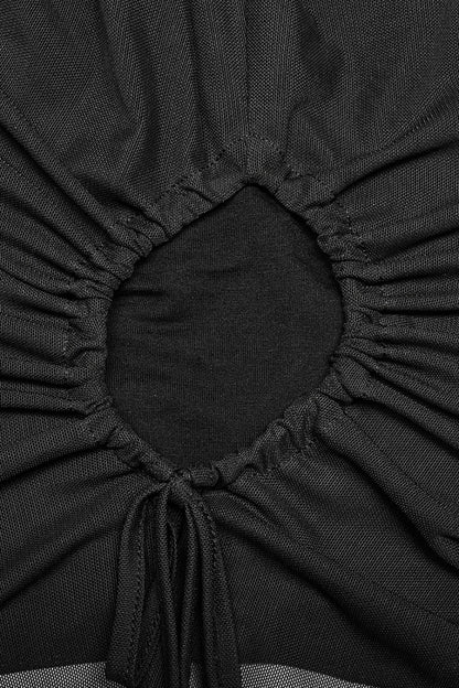 Casually Elegant T-Shirt with a Refined Edge